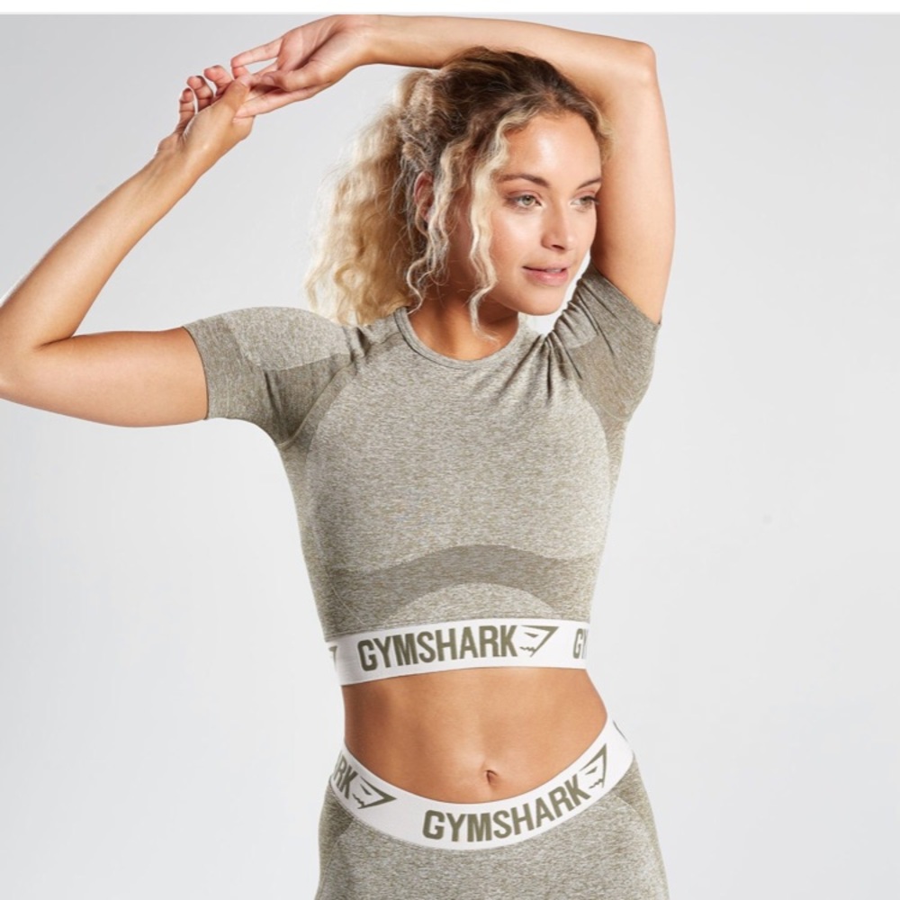 Gymshark flex crop top